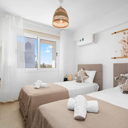 Thea Court Seaview Retreat شقة